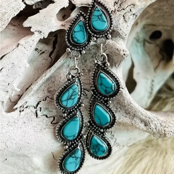 2/$30🌵 Teardrop Turquoise Stone Earrings Silver Southwestern Jewelry NEW Boho - Picture 9 of 10